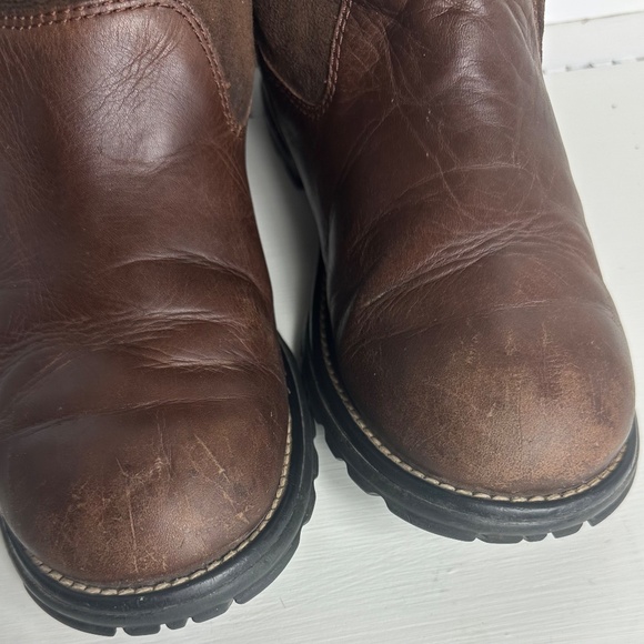 UGG Boots Womens Sz 9 Leather Shearling Fur Lined Short 5381 Brown Slip On - Picture 7 of 10